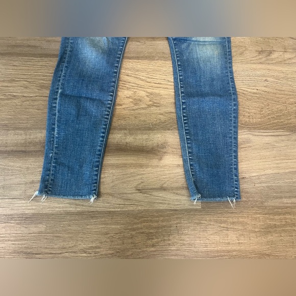 Women's Mother Looker Ankle Fray Jeans in Birds of Paradise Wash - Picture 3 of 6